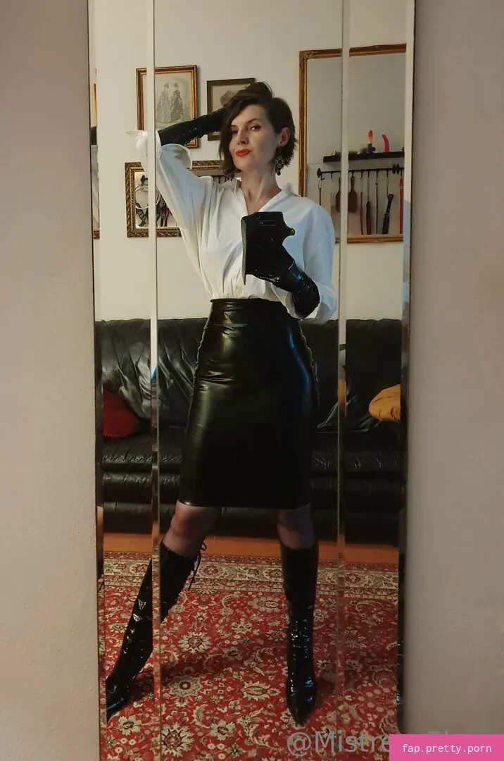 mistresselena - Photo #11