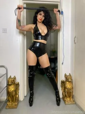 mistresssophiasahara