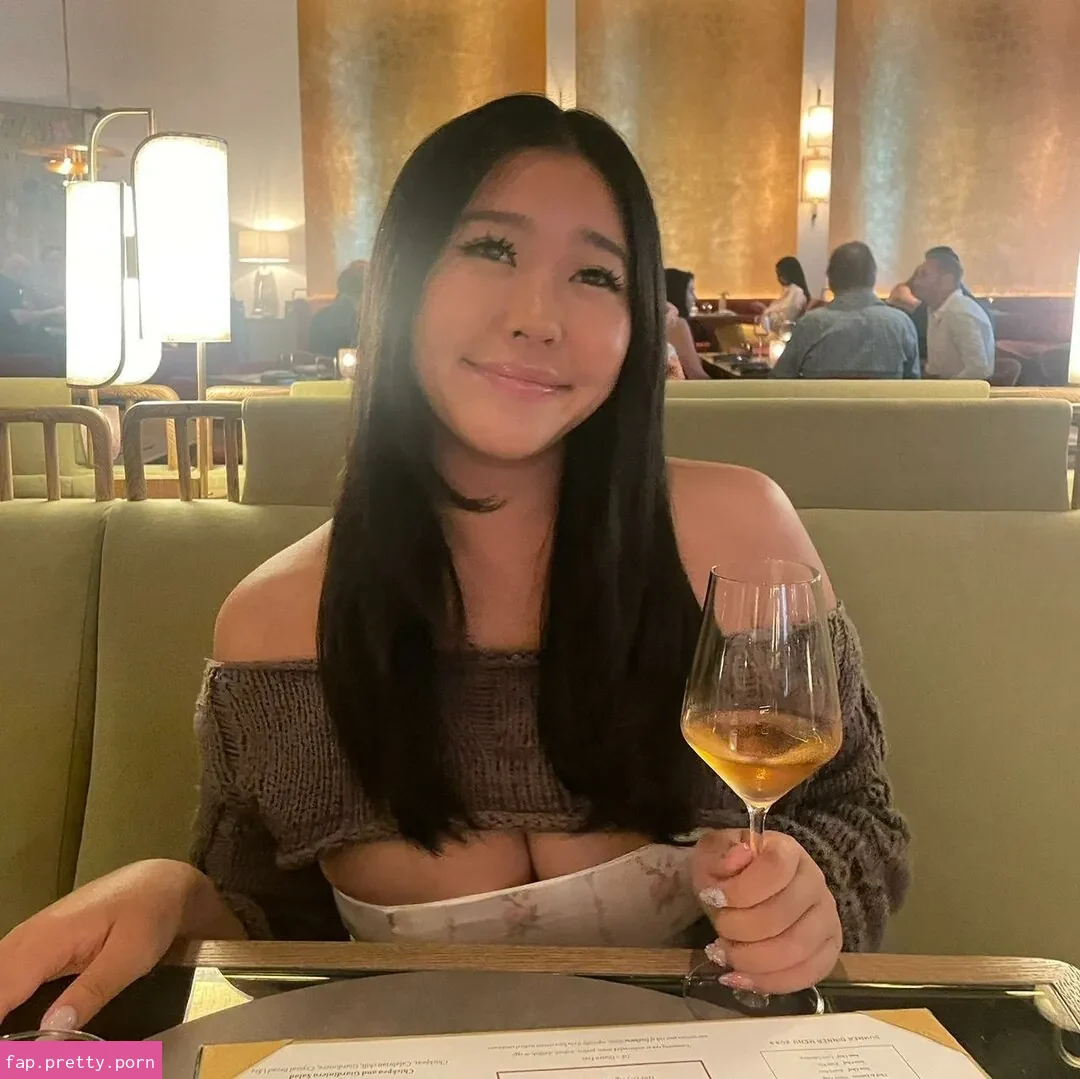 Madeline Jin - Photo #21