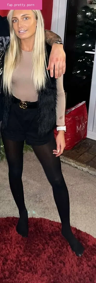 Megan J - Photo #49