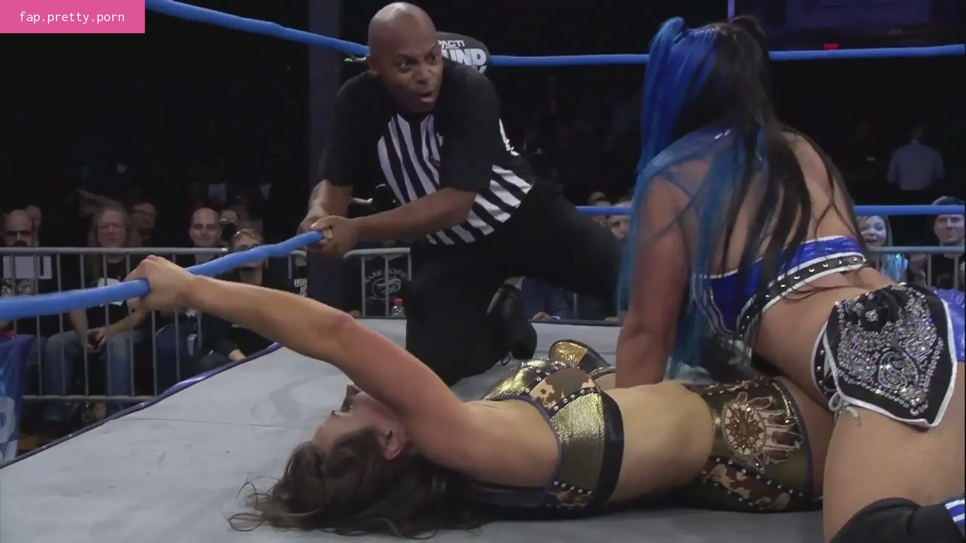Mickie James - Photo #03