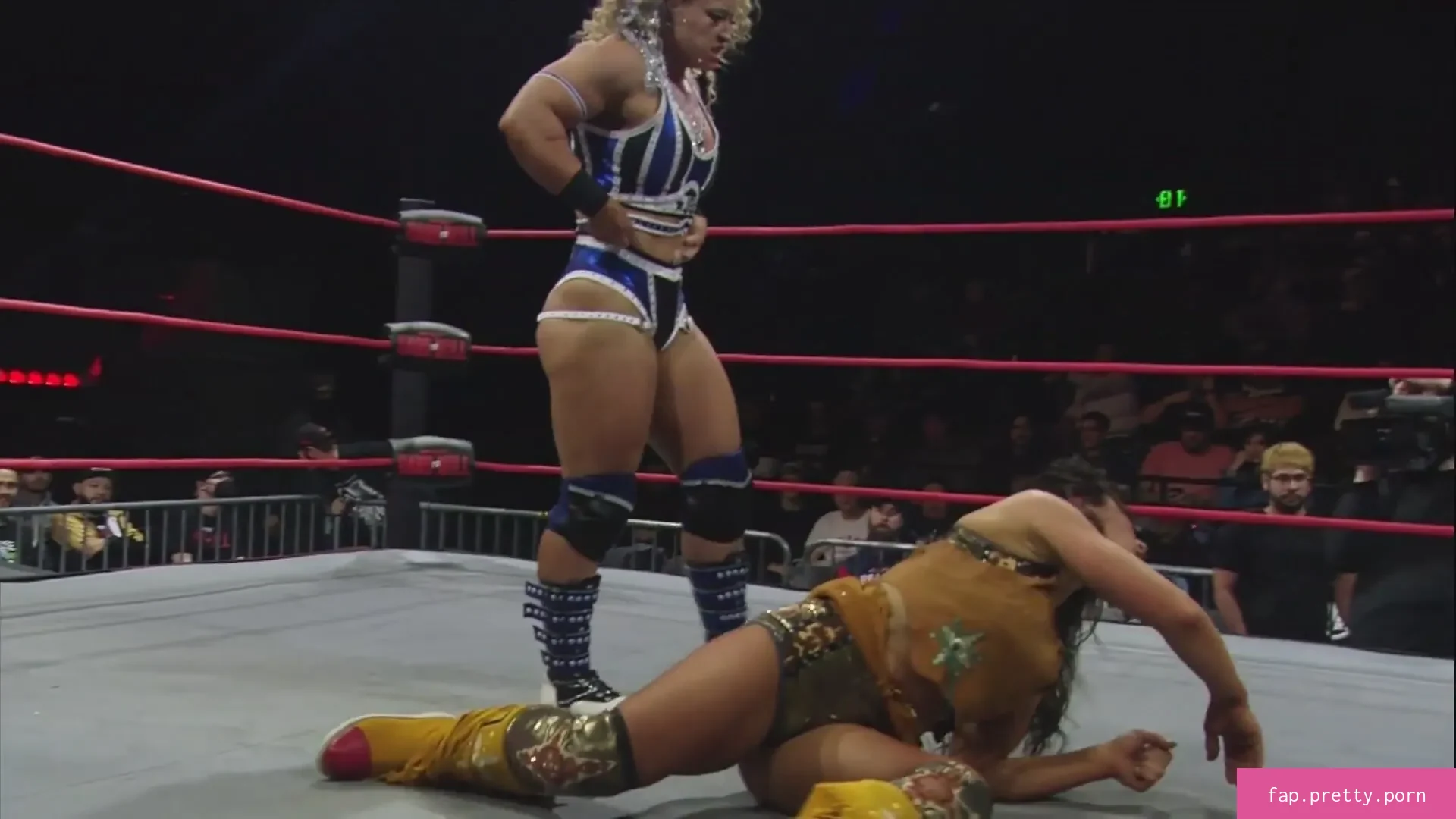 Mickie James - Photo #40