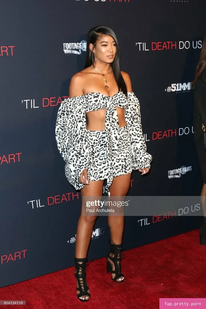 Mila J - Photo #25