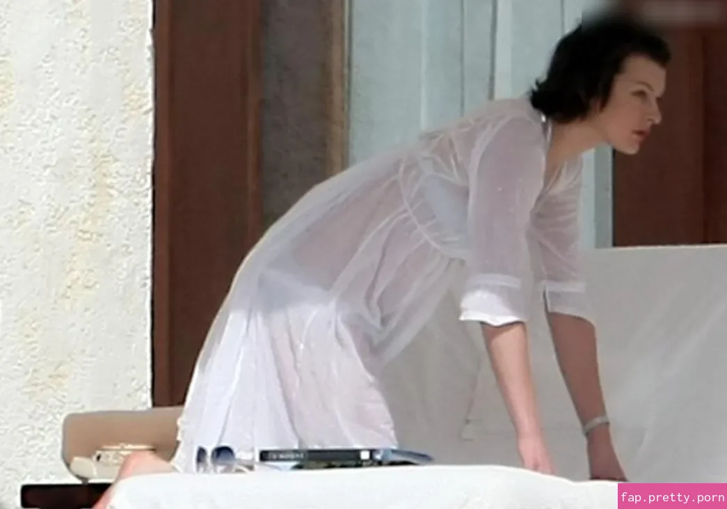 Milla Jovovich - Photo #89