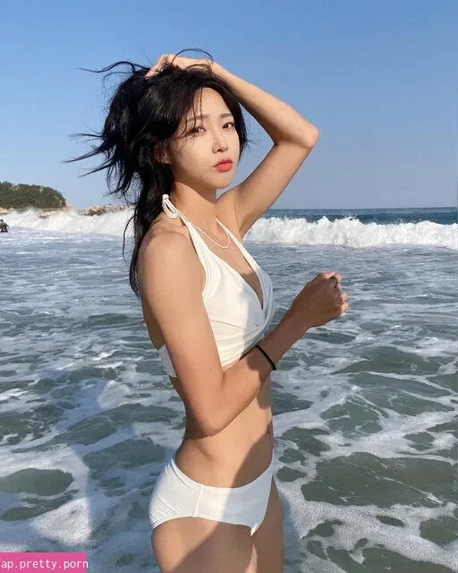 Min-ji KIM - Photo #05