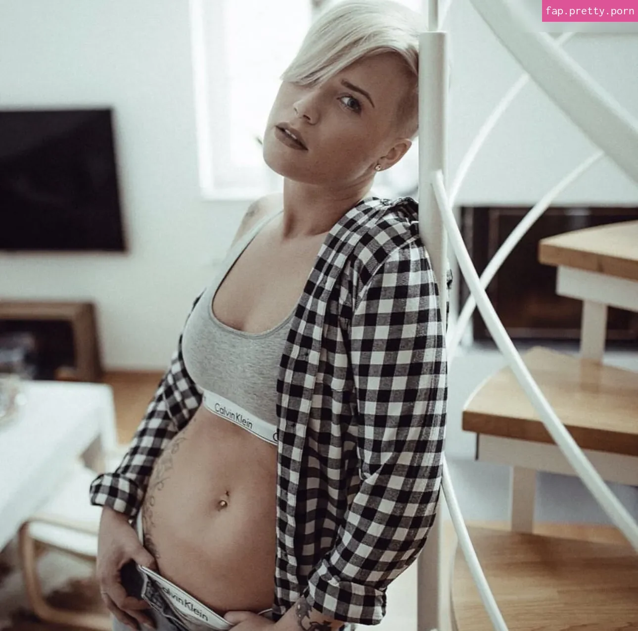 Mandy-Kay Bart - Photo #20