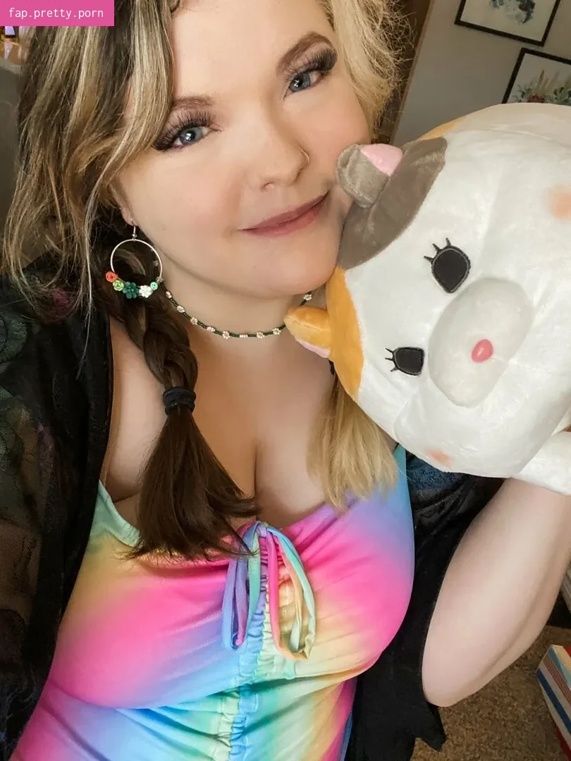Meg Kaylee - Photo #21