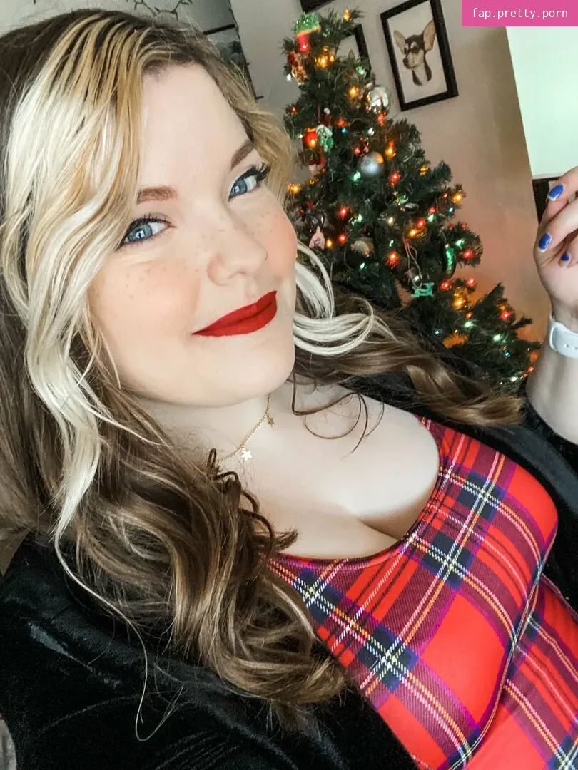 Meg Kaylee - Photo #38