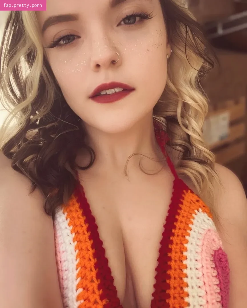 Meg Kaylee - Photo #88