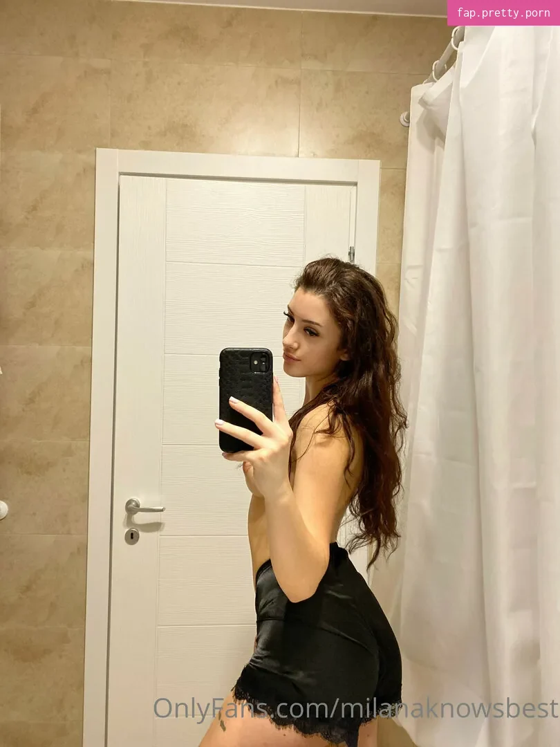 Milana Knows - Photo #02