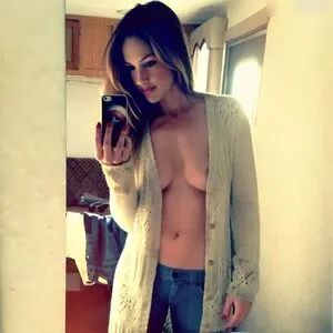 Minka Kelly