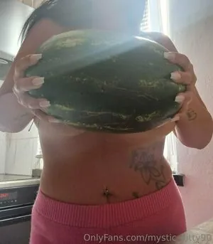mystic_kitty90