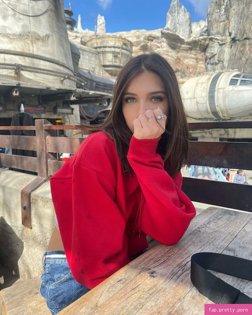 Madison Lewis - Photo #24