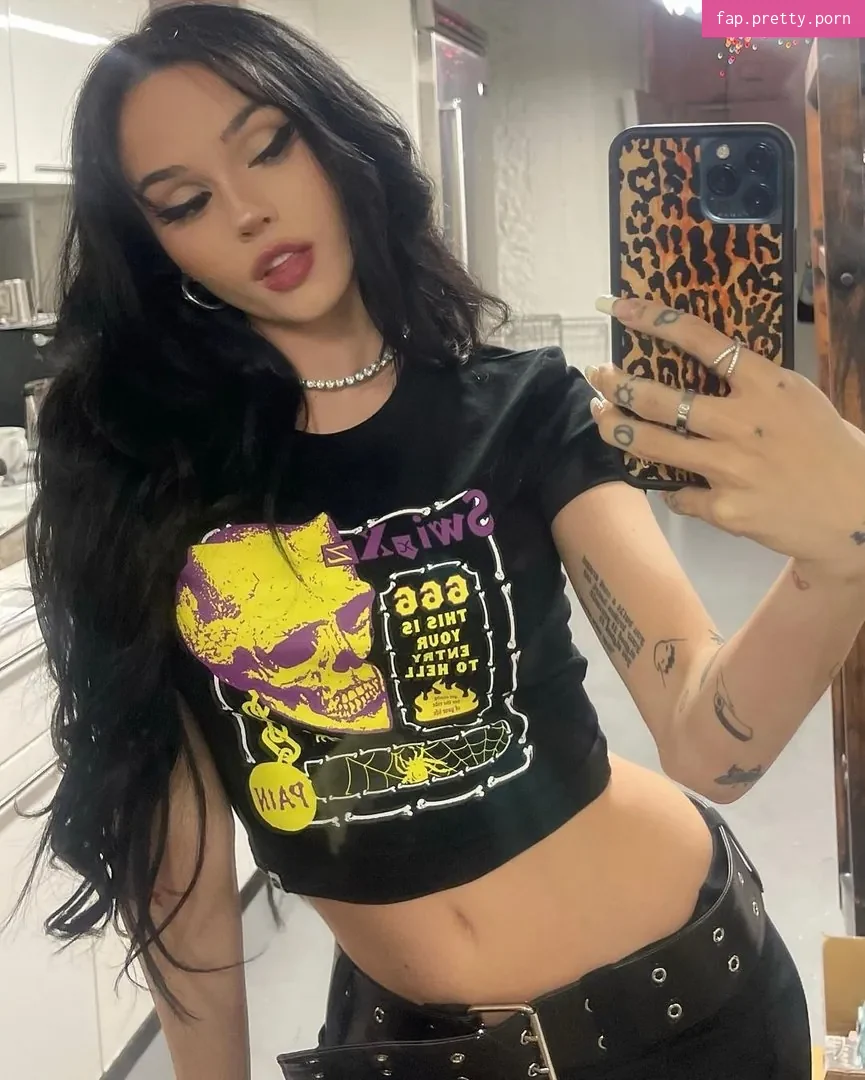 Maggie Lindemann - Photo #04