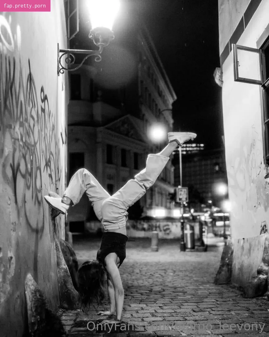 margo_leevony - Photo #06