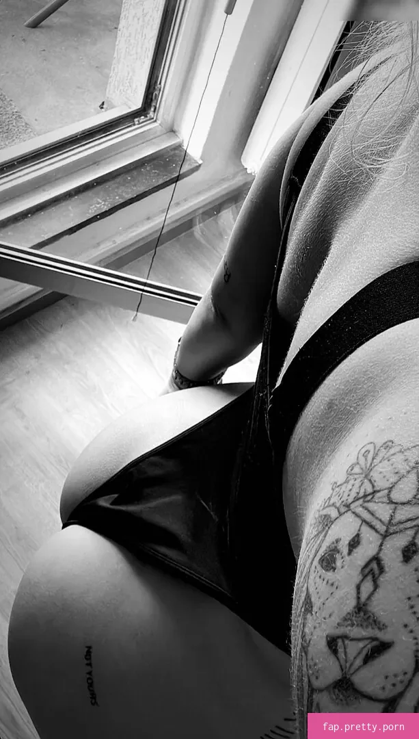 Michzzlr / _lepeggy - Photo #04