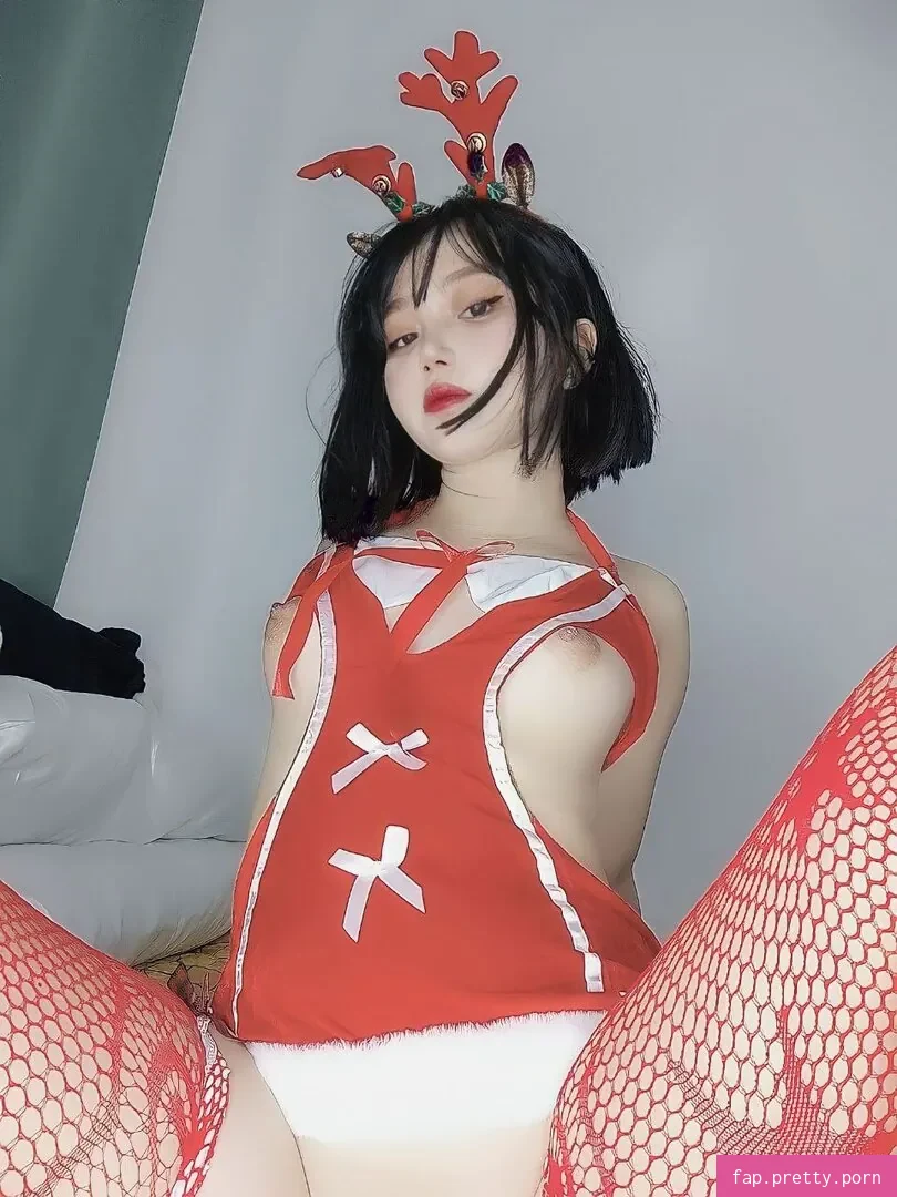 Mizaki Levi - Photo #02