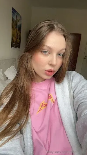 moon_less
