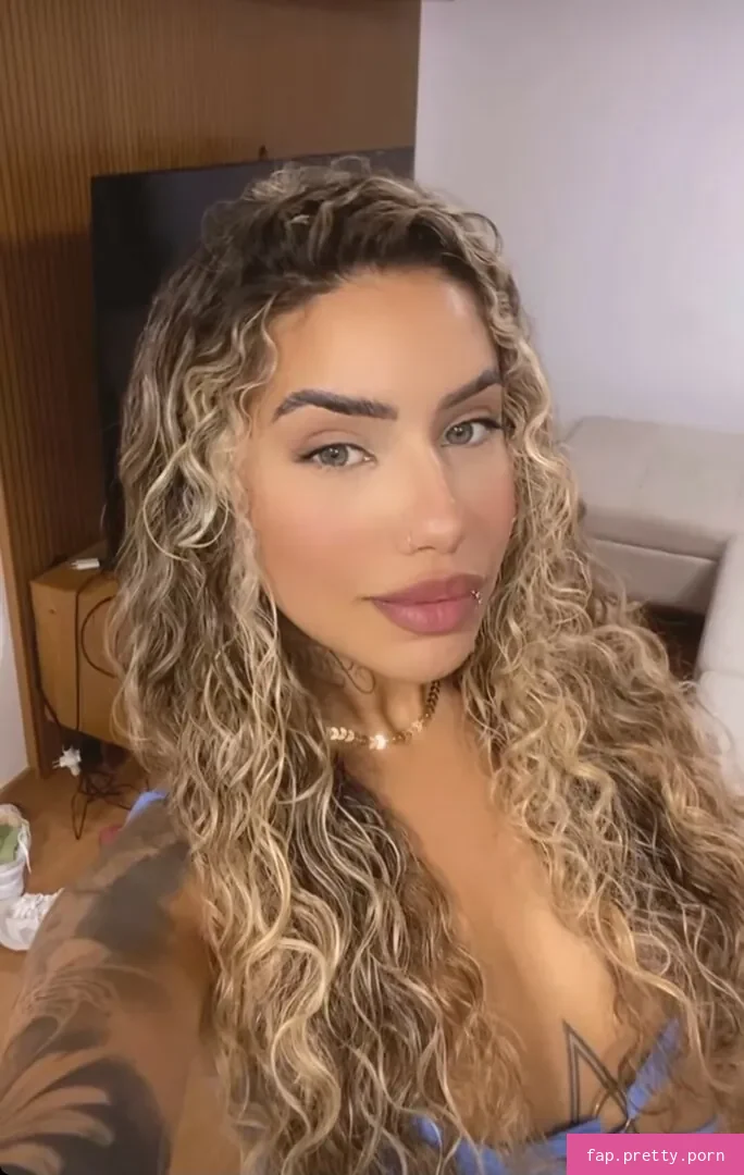 Muito Linda - Photo #35