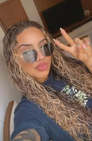 Muito Linda