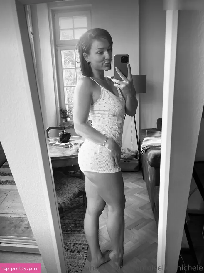 mademoiselle_michele - Photo #08