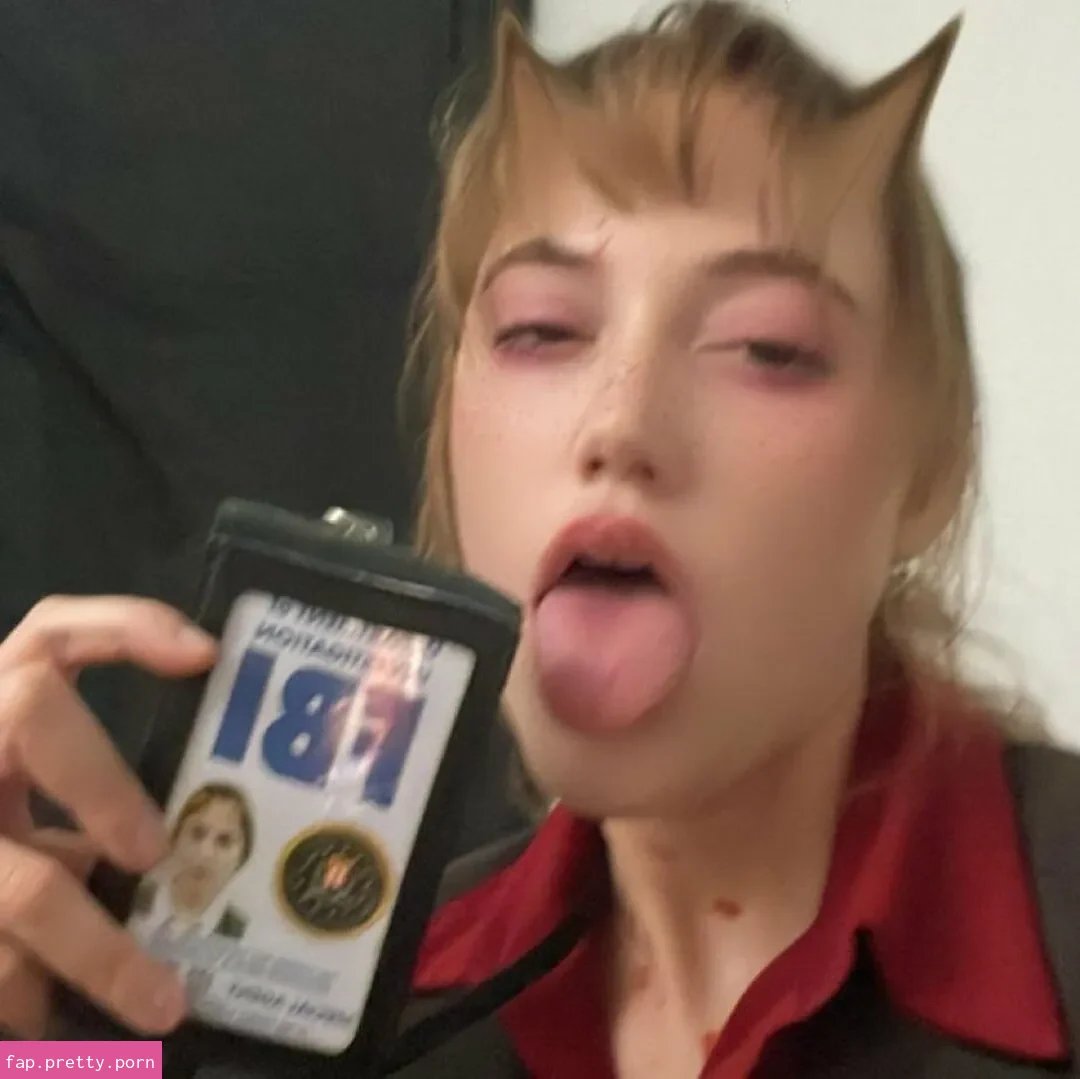 Maika Monroe - Photo #90