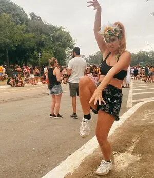 Mari Moon