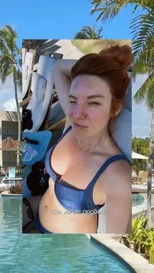 Mari Moon