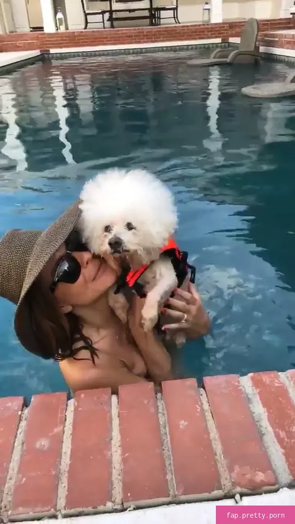 Maria Menounos - Photo #78