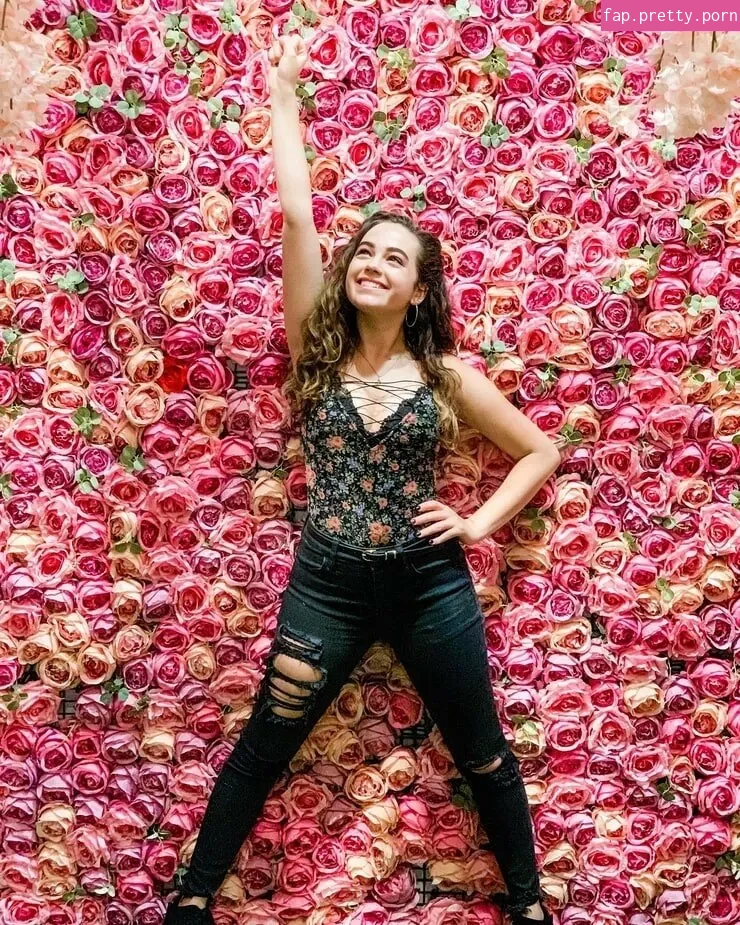 Mary Mouser - Photo #88