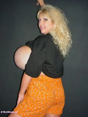 Maxi Mounds