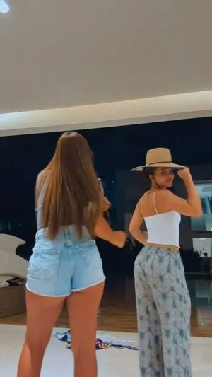 Mel Maia
