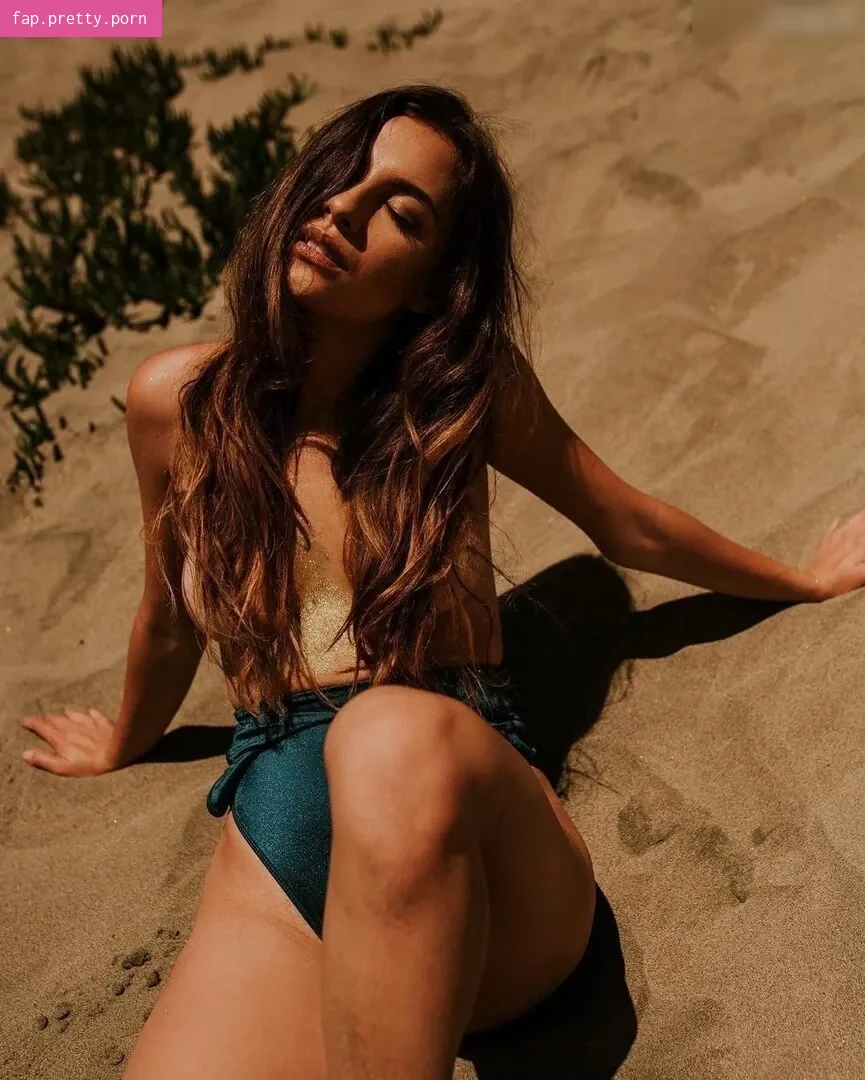 Melanie Marcia - Photo #39