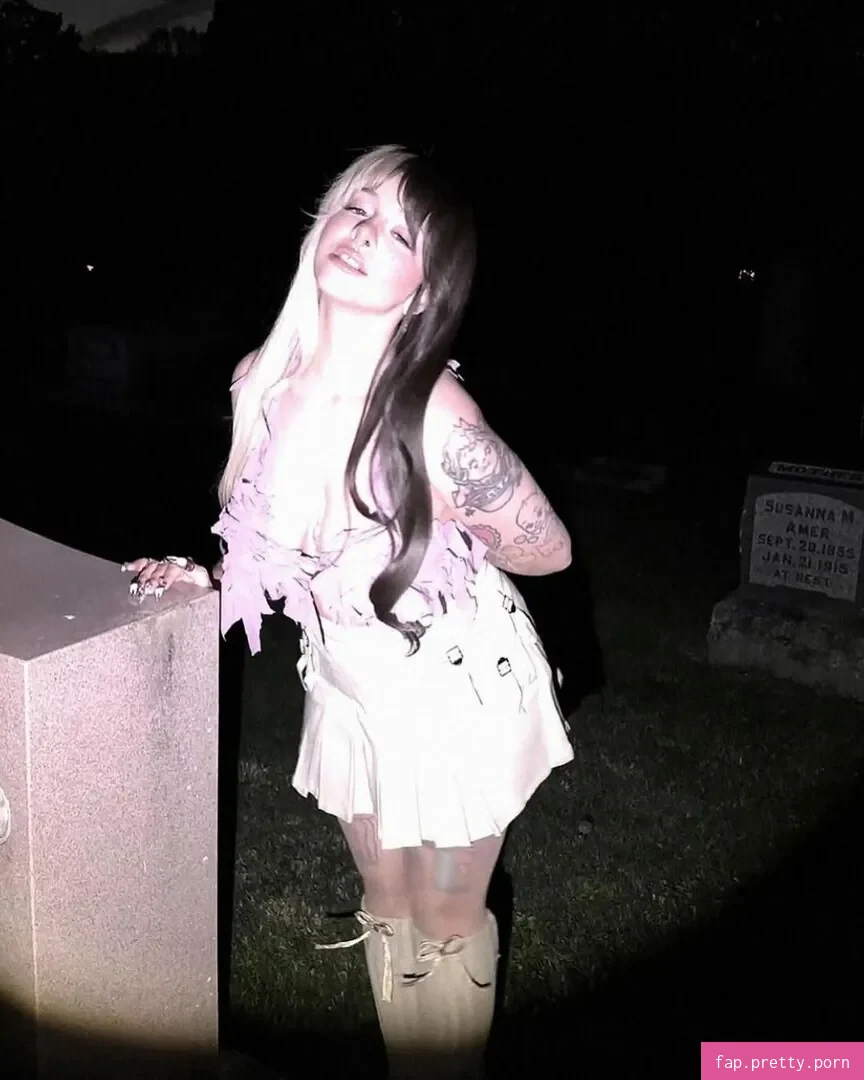 Melanie Martinez - Photo #08