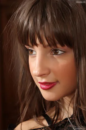 Melena Maria Rya