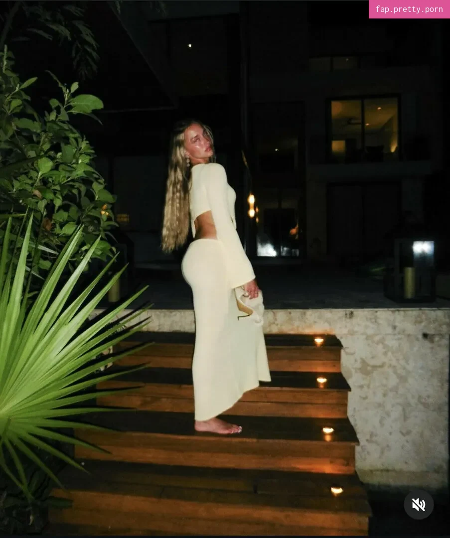 Mia Mastrov - Photo #70
