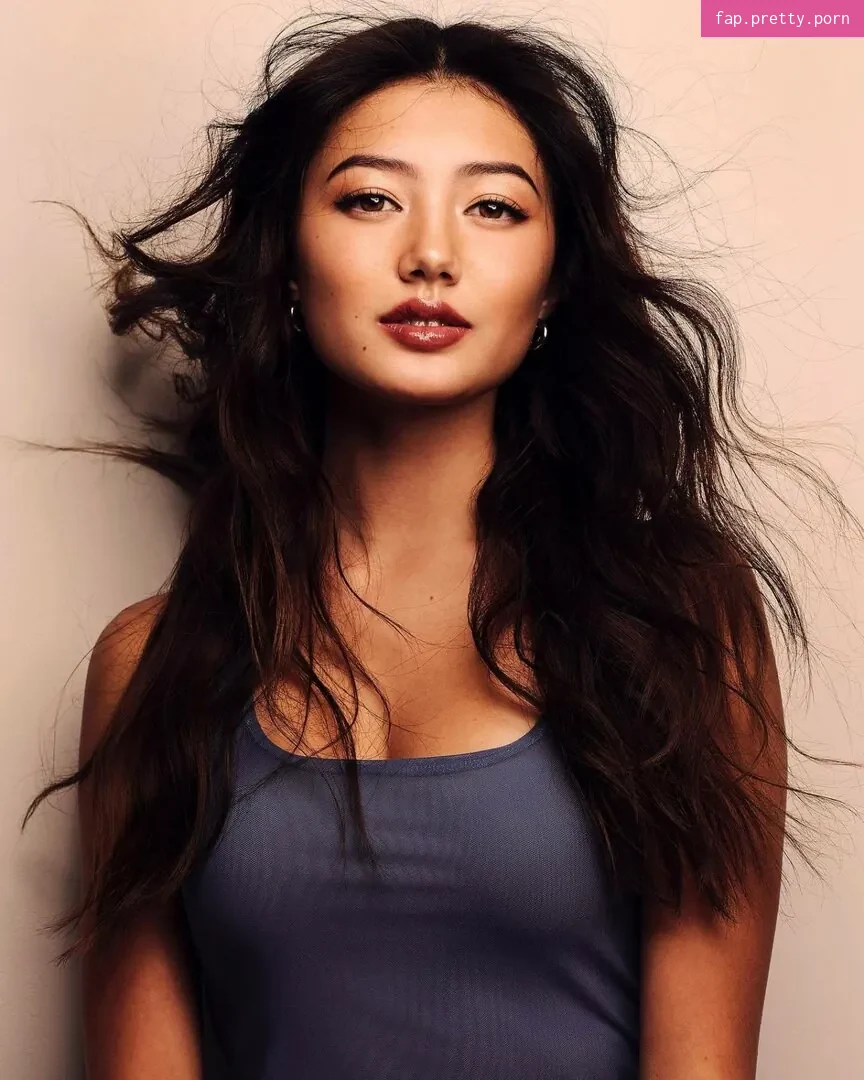 Miku Martineau - Photo #29