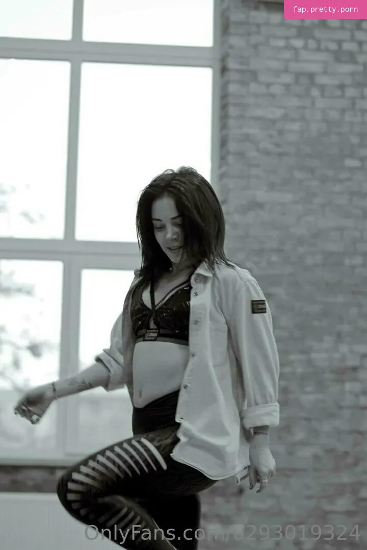 misato_mylf - Photo #05