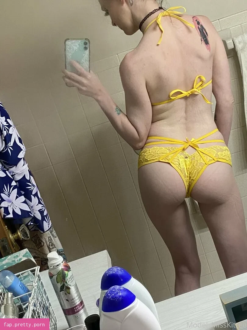 model_misskittee92 - Photo #22