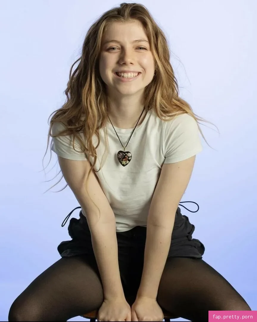 Molly Melinks - Photo #06