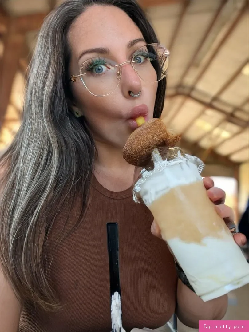 Muscle Mommy - Photo #24