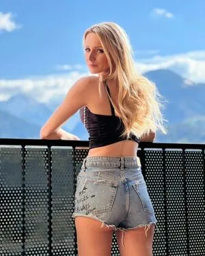 Melissa Naschenweng