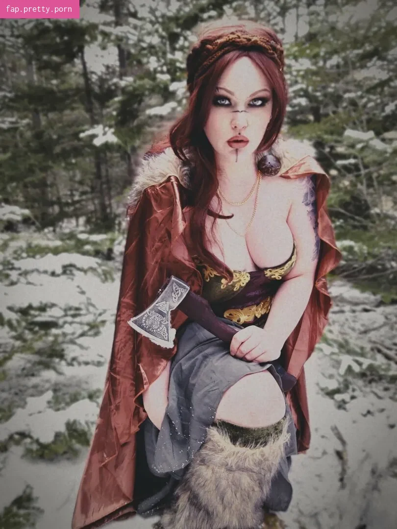 Michelle Nicoletiley - Photo #03