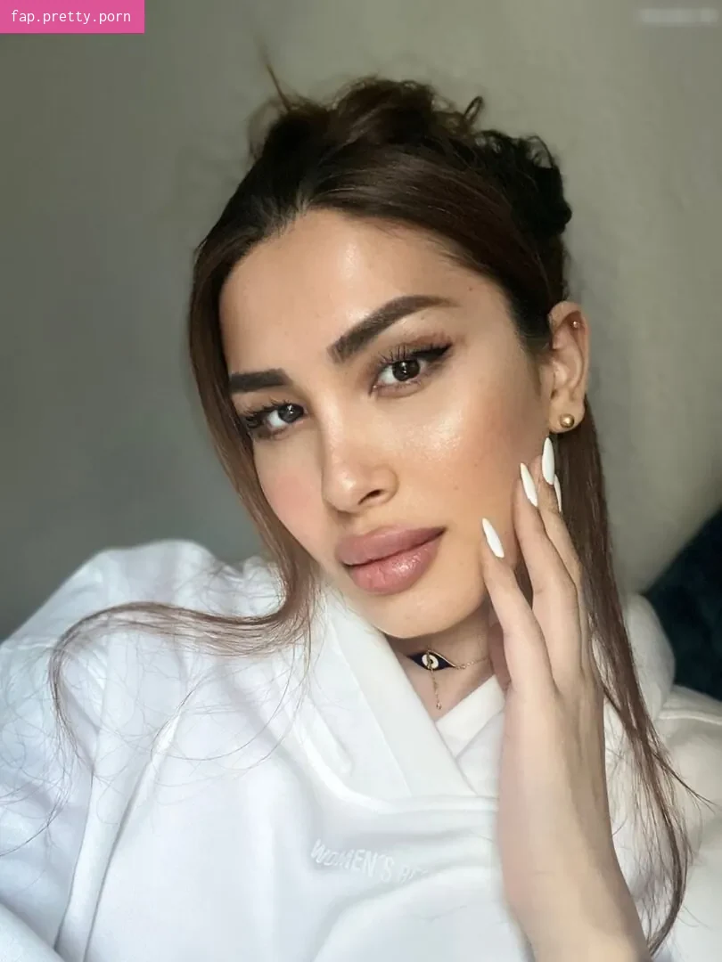 Mira Nouri - Photo #55