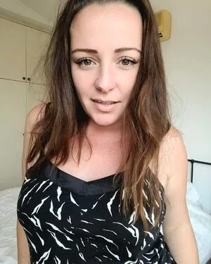 Mrs Nicole