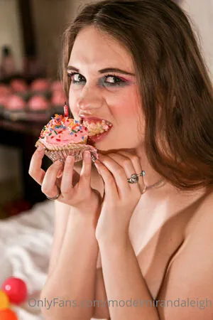 modelmirandaleigh