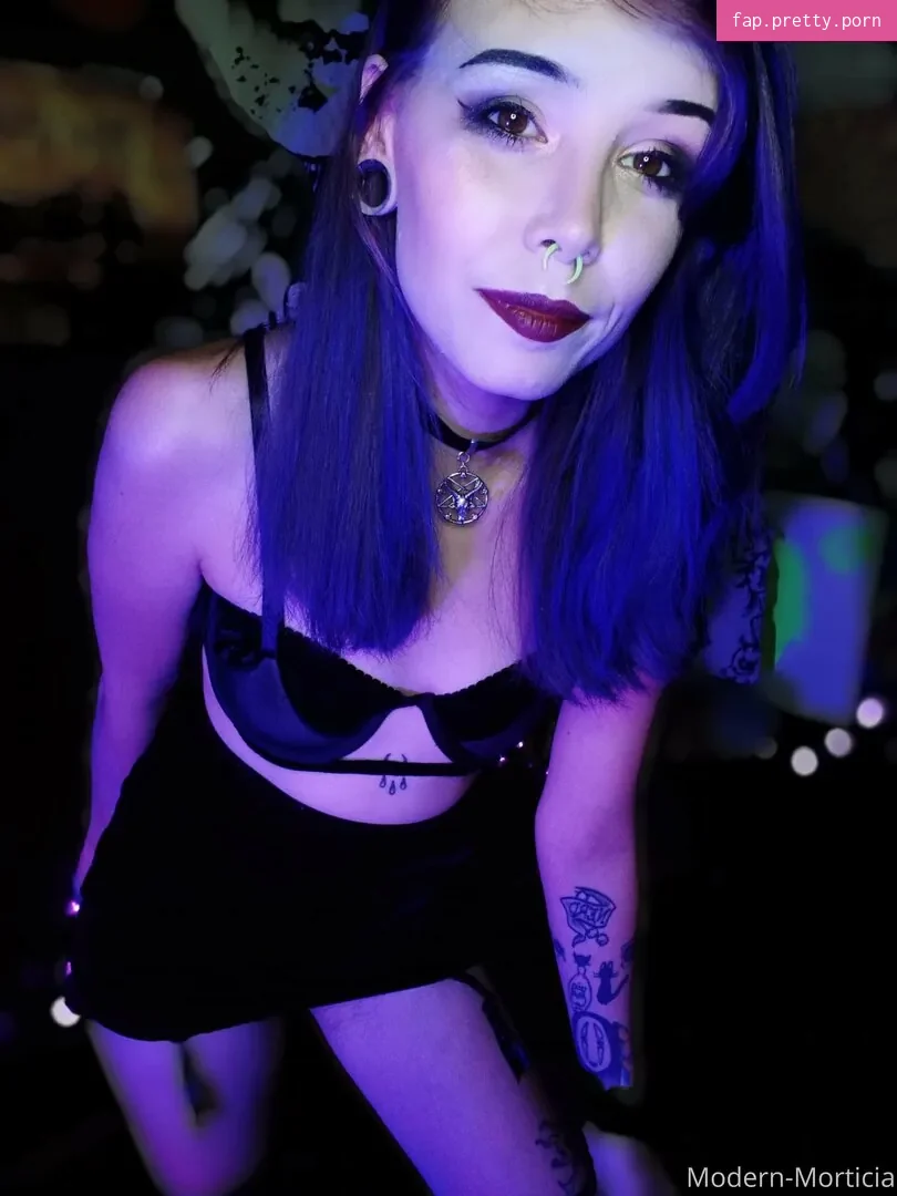 modernmorticia - Photo #64
