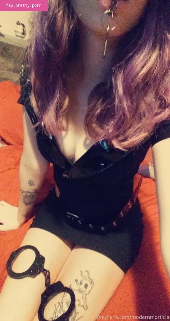 modernmorticia - Photo #70