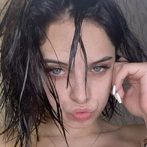 Mollyella
