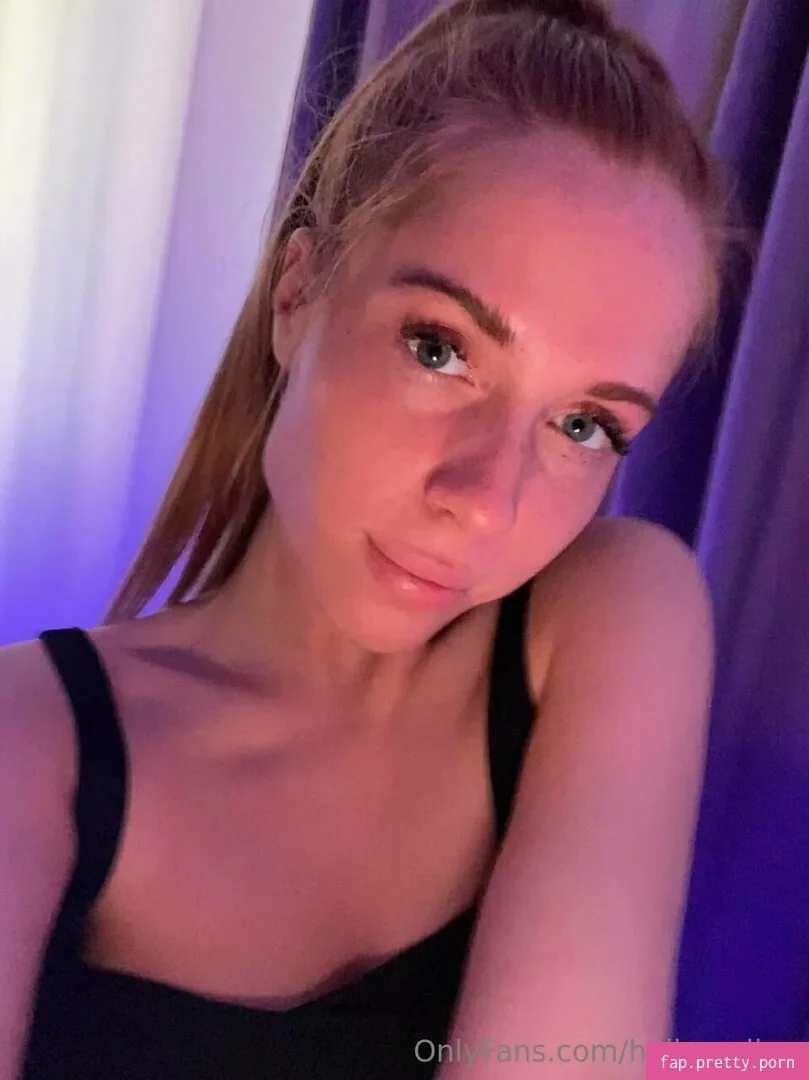 mollymollyyy - Photo #22